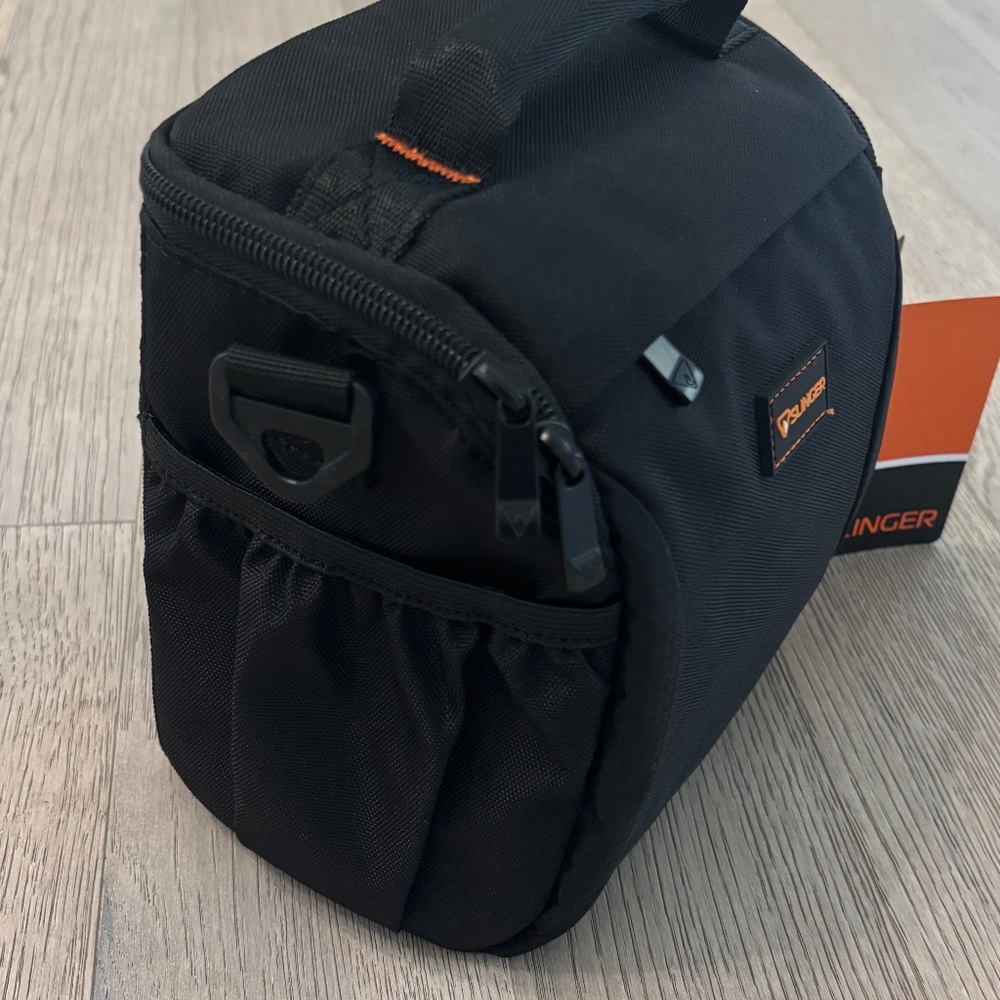 Slinger Alpine 140 Camera Bag - Black - Picture 5 of 11